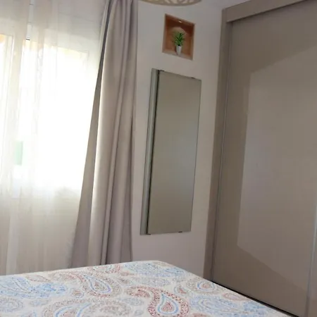 Carihuela Playa, Acogedor, Wifi Y Fibra Optica Torremolinos